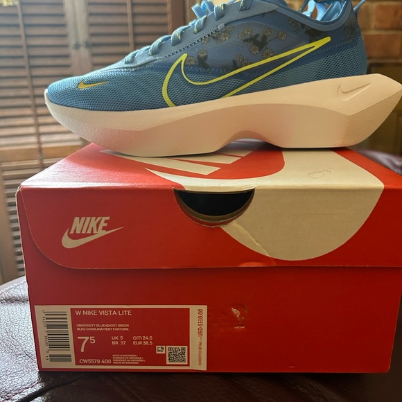 Nike Vista Lite 90’s - Picture 4 of 5